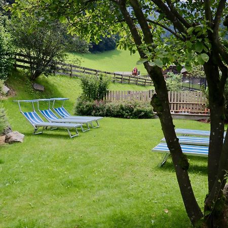 Almhotel Bergerhof Sarentino 外观 照片